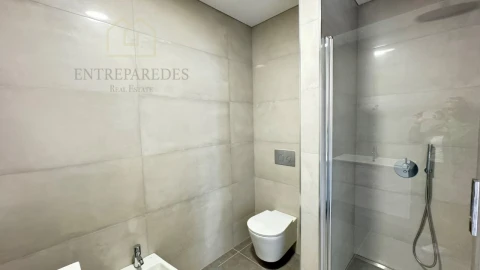 Apartamento T4 para Venda em Cedofeita, Santo Ildefonso, Sé, Miragaia, São Nicolau e Vitória