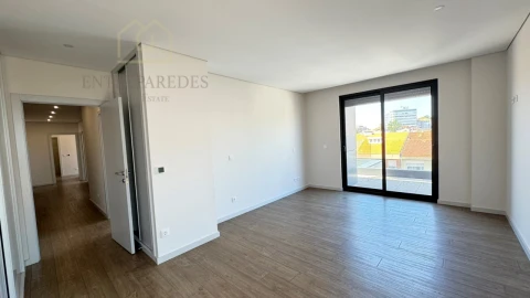 Apartamento T4 para Venda em Cedofeita, Santo Ildefonso, Sé, Miragaia, São Nicolau e Vitória
