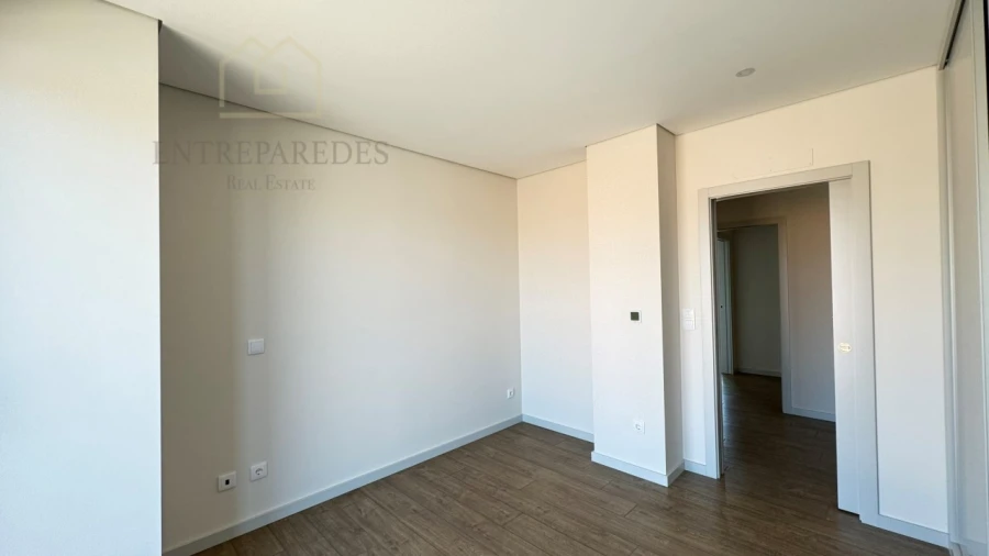 Apartamento T4 para Venda em Cedofeita, Santo Ildefonso, Sé, Miragaia, São Nicolau e Vitória Foto 22