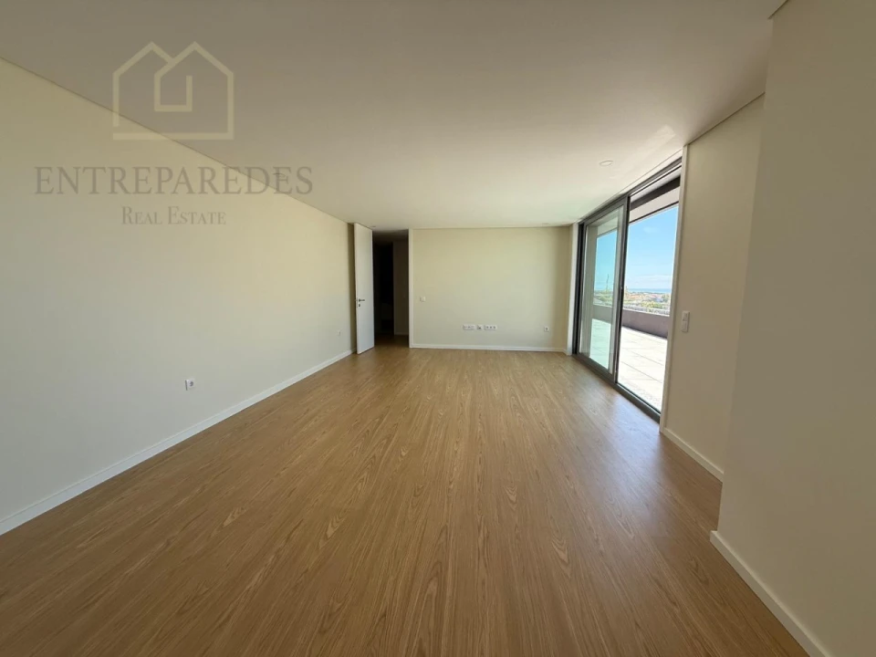 Apartamento T3 para Venda em Espinho Foto 18