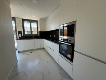 Apartamento T3 para Venda em Espinho