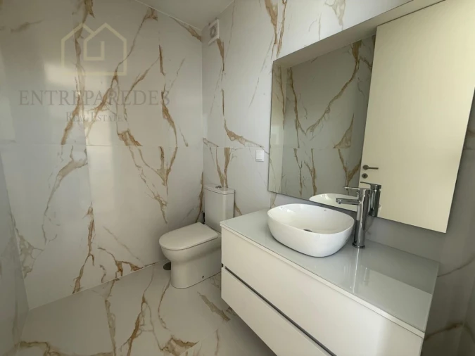 Apartamento T3 para Venda em Espinho Foto 21