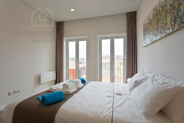 Prédio para Venda em Santa Marinha e São Pedro da Afurada Foto 19