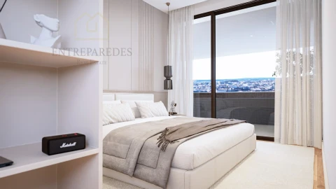 Apartamento T4 para Venda em Santa Marinha e São Pedro da Afurada