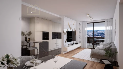 Apartamento T4 para Venda em Santa Marinha e São Pedro da Afurada