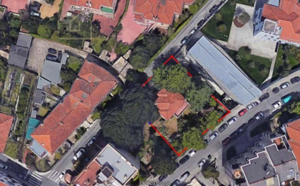 Apartamento T4 para Venda em Lordelo do Ouro e Massarelos Foto 5