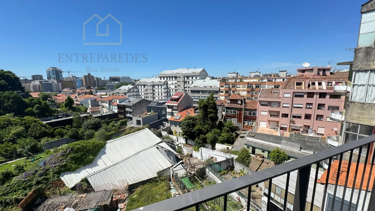 Apartamento T2 para Venda em Cedofeita, Santo Ildefonso, Sé, Miragaia, São Nicolau e Vitória Foto 6