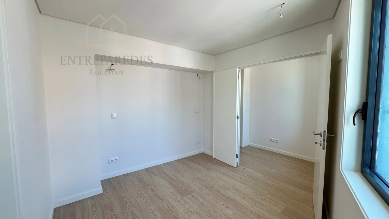 Apartamento T2 para Venda em Cedofeita, Santo Ildefonso, Sé, Miragaia, São Nicolau e Vitória Foto 22