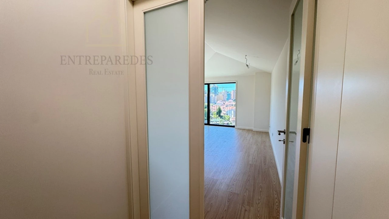 Apartamento T2 para Venda em Cedofeita, Santo Ildefonso, Sé, Miragaia, São Nicolau e Vitória Foto 35