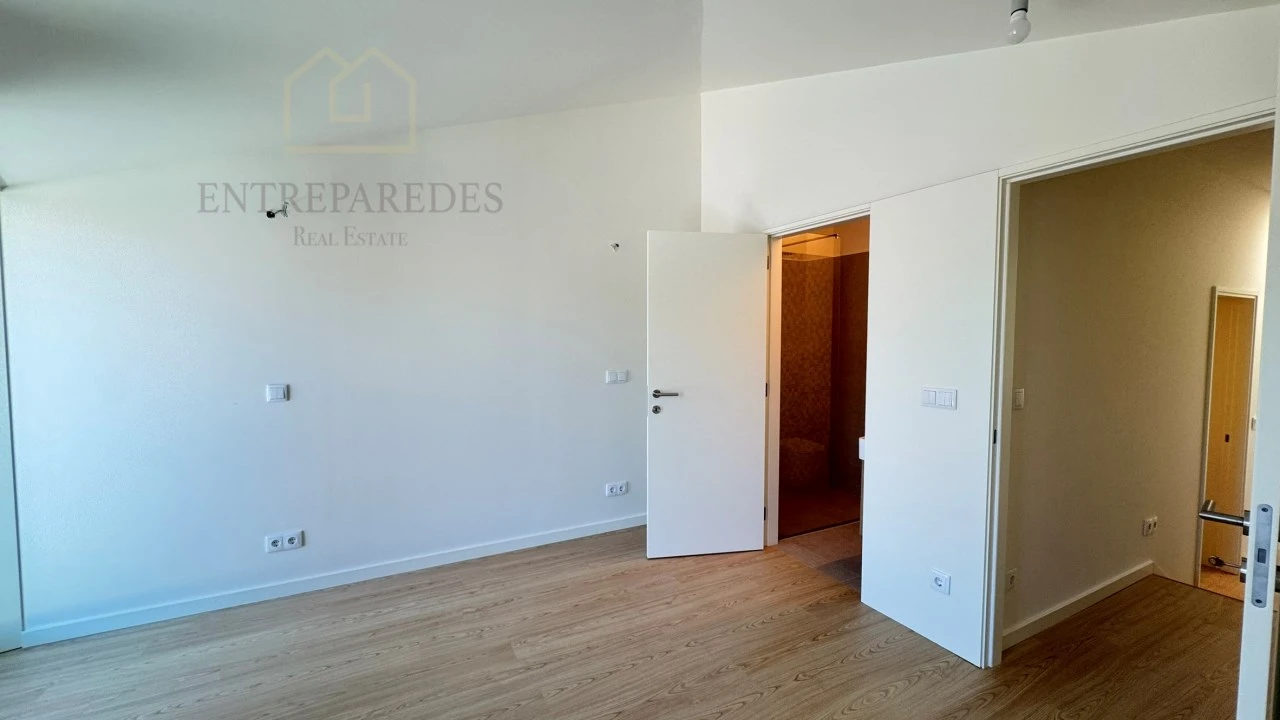 Apartamento T2 para Venda em Cedofeita, Santo Ildefonso, Sé, Miragaia, São Nicolau e Vitória Foto 51