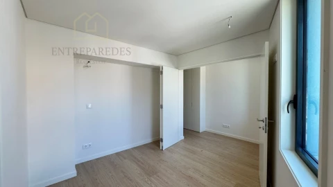 Apartamento T2 para Venda em Cedofeita, Santo Ildefonso, Sé, Miragaia, São Nicolau e Vitória