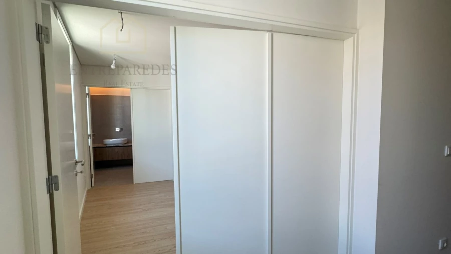 Apartamento T2 para Venda em Cedofeita, Santo Ildefonso, Sé, Miragaia, São Nicolau e Vitória Foto 28