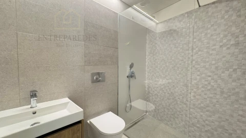 Apartamento T1 para Venda em Lordelo do Ouro e Massarelos