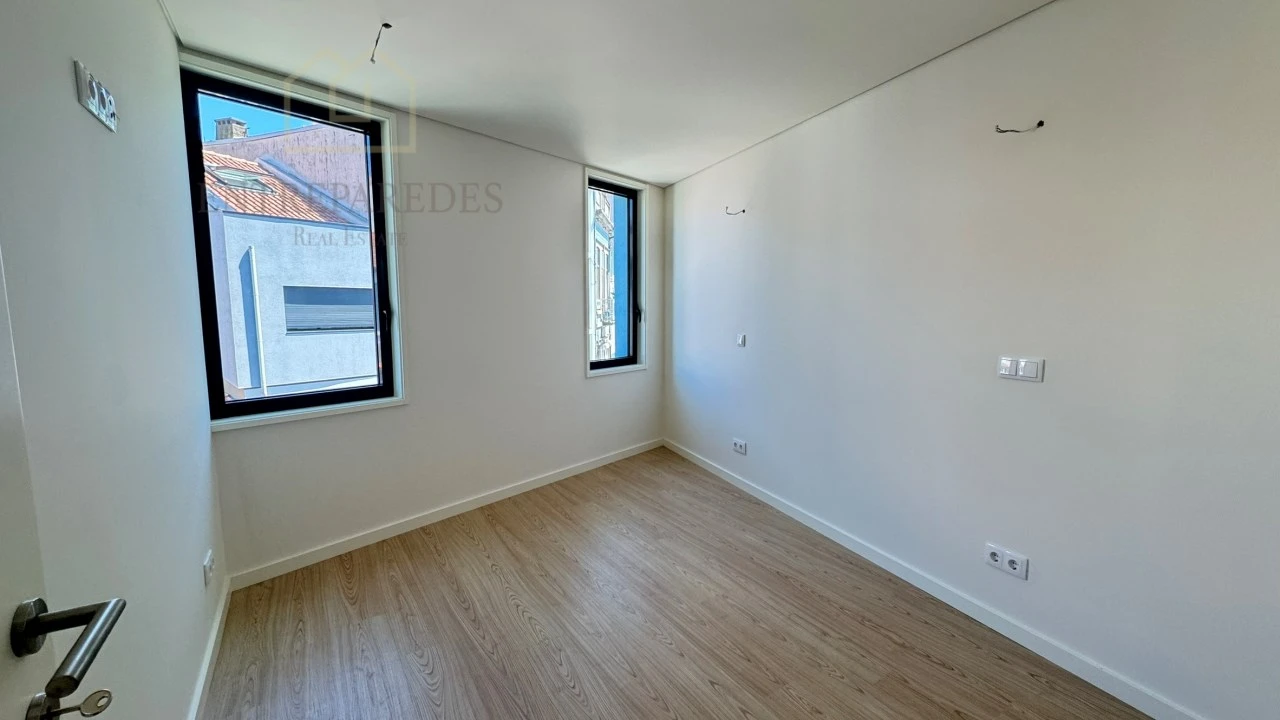 Apartamento T2 para Venda em Cedofeita, Santo Ildefonso, Sé, Miragaia, São Nicolau e Vitória Foto 9