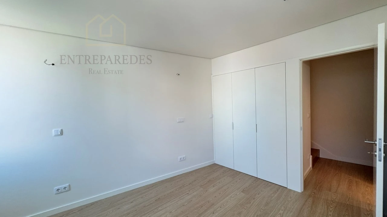 Apartamento T2 para Venda em Cedofeita, Santo Ildefonso, Sé, Miragaia, São Nicolau e Vitória Foto 12