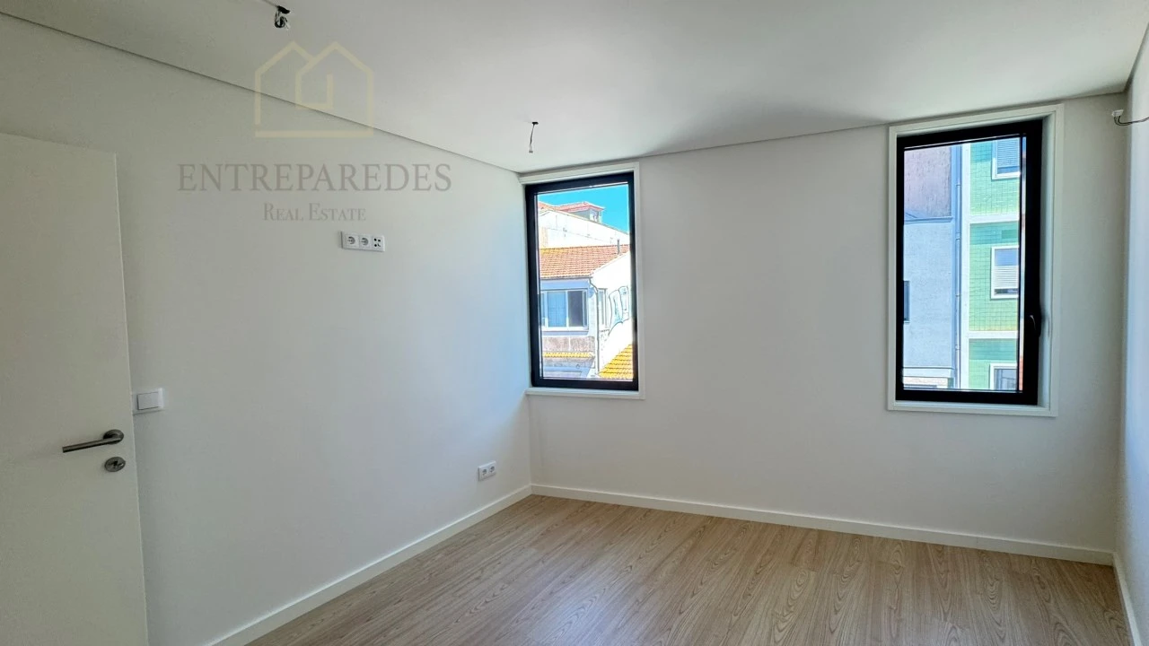 Apartamento T2 para Venda em Cedofeita, Santo Ildefonso, Sé, Miragaia, São Nicolau e Vitória Foto 13