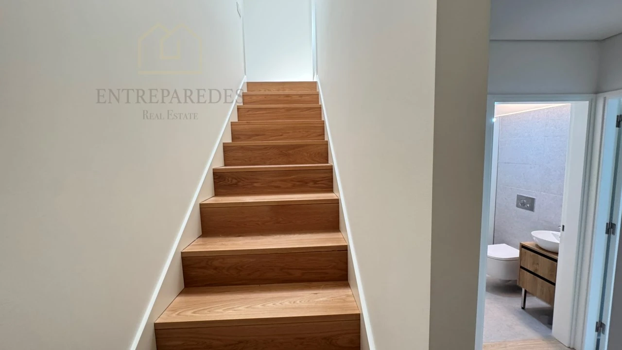 Apartamento T2 para Venda em Cedofeita, Santo Ildefonso, Sé, Miragaia, São Nicolau e Vitória Foto 14