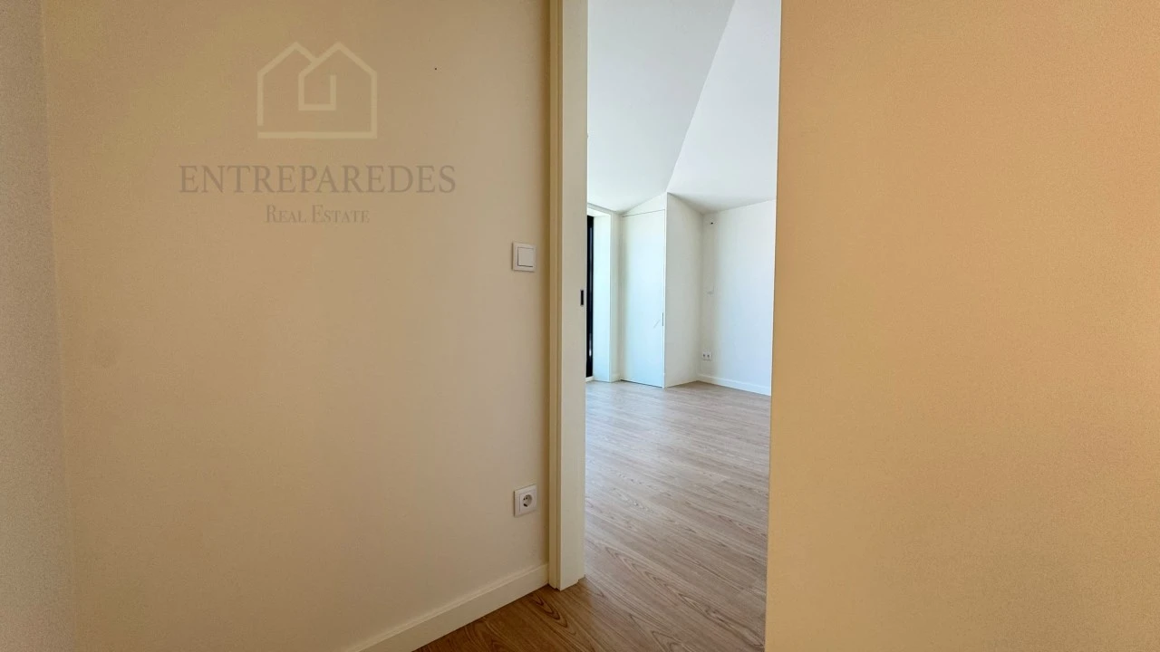 Apartamento T2 para Venda em Cedofeita, Santo Ildefonso, Sé, Miragaia, São Nicolau e Vitória Foto 15