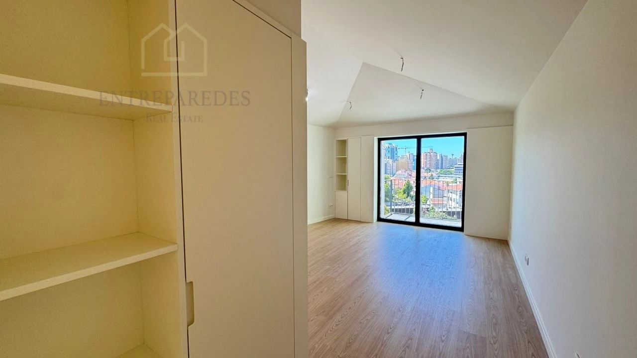 Apartamento T2 para Venda em Cedofeita, Santo Ildefonso, Sé, Miragaia, São Nicolau e Vitória Foto 19
