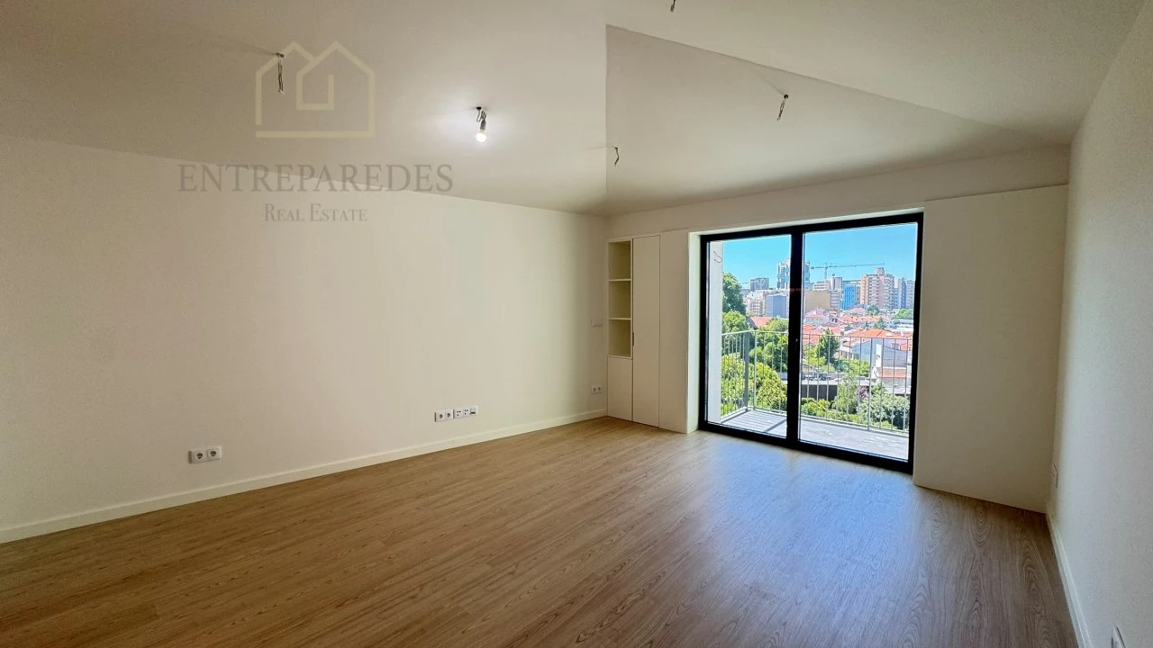 Apartamento T2 para Venda em Cedofeita, Santo Ildefonso, Sé, Miragaia, São Nicolau e Vitória Foto 20