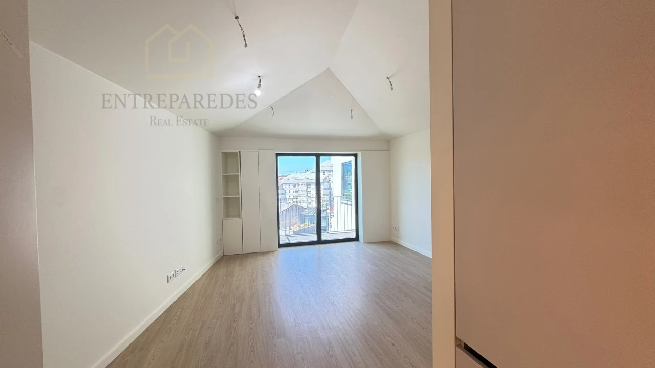 Apartamento T2 para Venda em Cedofeita, Santo Ildefonso, Sé, Miragaia, São Nicolau e Vitória Foto 23