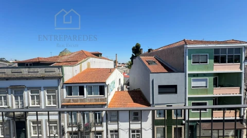 Apartamento T2 para Venda em Cedofeita, Santo Ildefonso, Sé, Miragaia, São Nicolau e Vitória