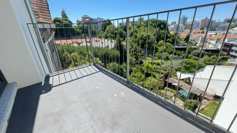 Apartamento T2 para Venda em Cedofeita, Santo Ildefonso, Sé, Miragaia, São Nicolau e Vitória