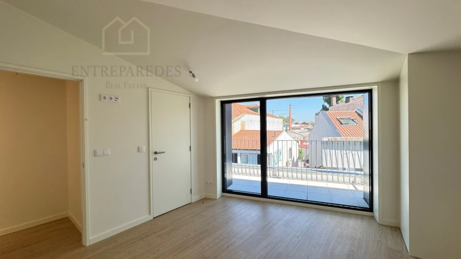 Apartamento T2 para Venda em Cedofeita, Santo Ildefonso, Sé, Miragaia, São Nicolau e Vitória Foto 31