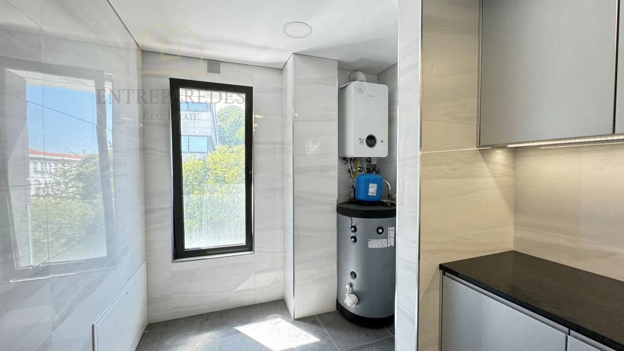 Apartamento T3 para Venda em Ramalde Foto 9