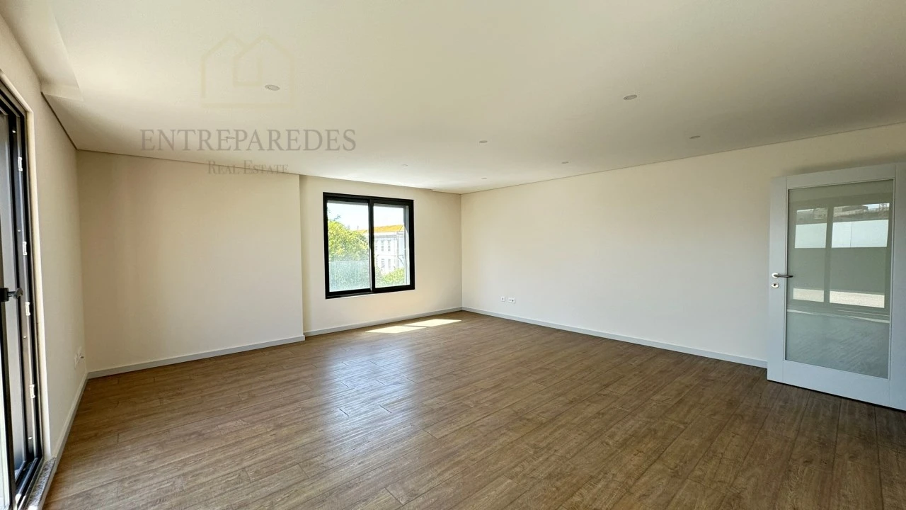 Apartamento T3 para Venda em Ramalde Foto 12
