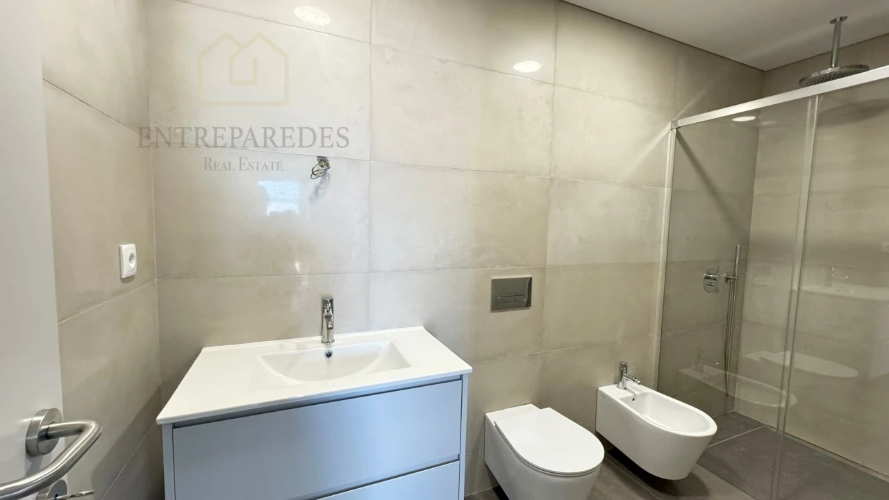 Apartamento T3 para Venda em Ramalde Foto 18