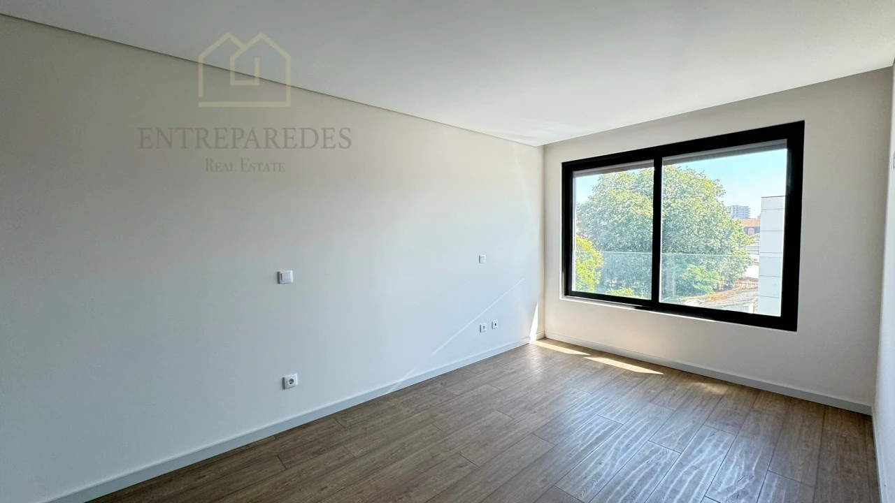 Apartamento T3 para Venda em Ramalde Foto 19