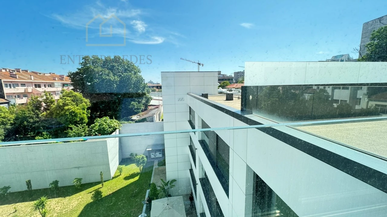 Apartamento T3 para Venda em Ramalde Foto 21