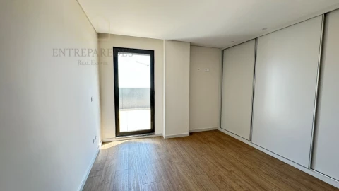 Apartamento T3 para Venda em Ramalde