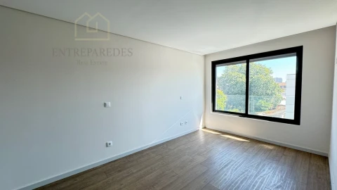 Apartamento T3 para Venda em Ramalde