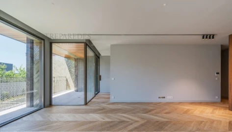Apartamento T3 para Venda em Aldoar, Foz do Douro e Nevogilde