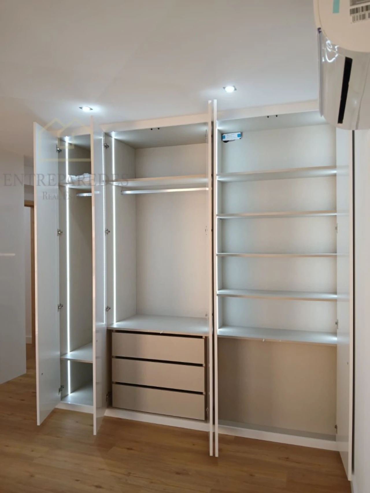 Apartamento T1 para Venda em Cedofeita, Santo Ildefonso, Sé, Miragaia, São Nicolau e Vitória Foto 14