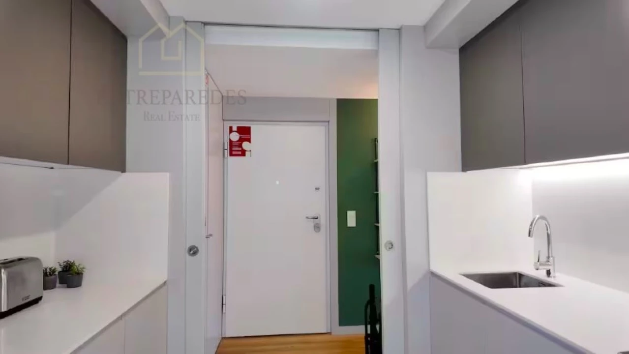 Apartamento T2 para Venda em Cedofeita, Santo Ildefonso, Sé, Miragaia, São Nicolau e Vitória Foto 16