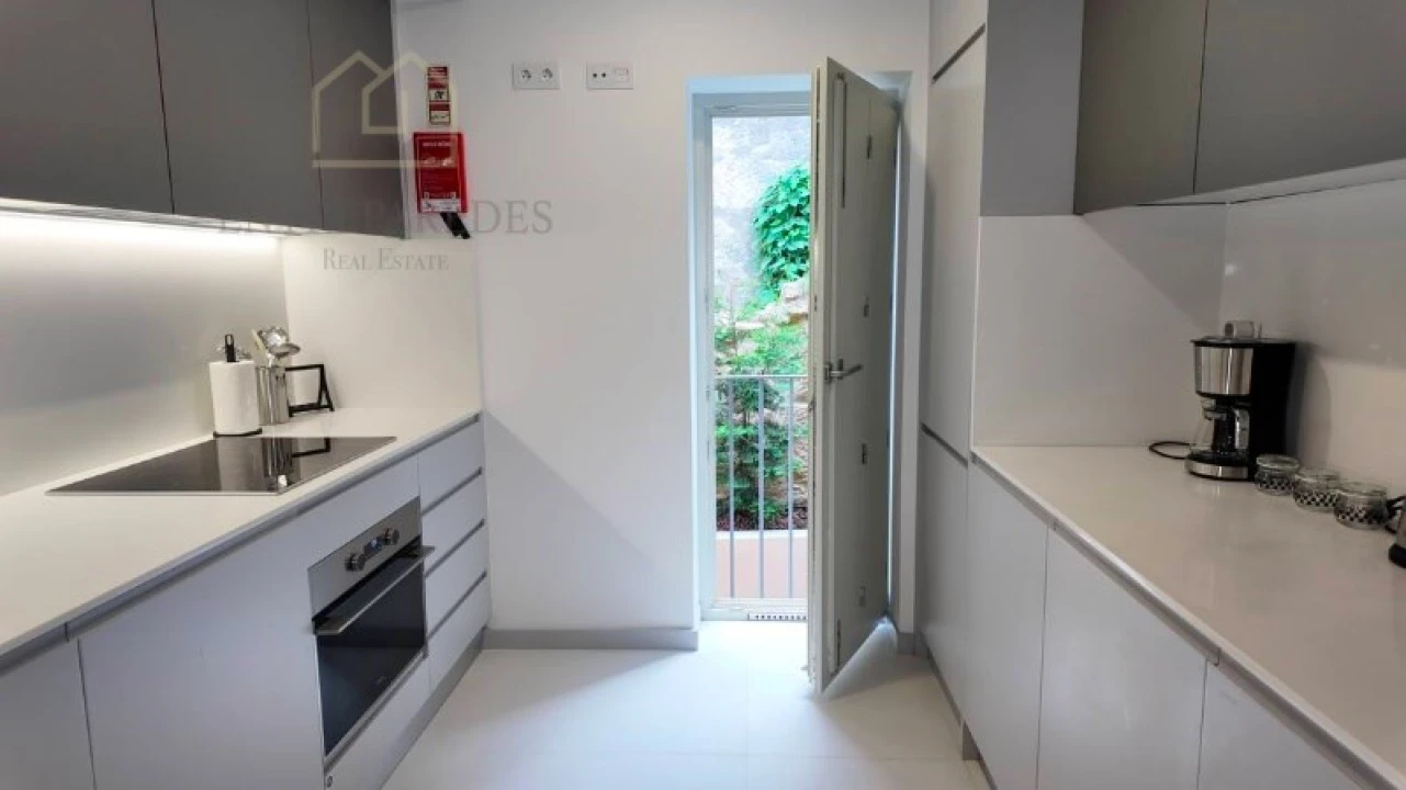 Apartamento T2 para Venda em Cedofeita, Santo Ildefonso, Sé, Miragaia, São Nicolau e Vitória Foto 17