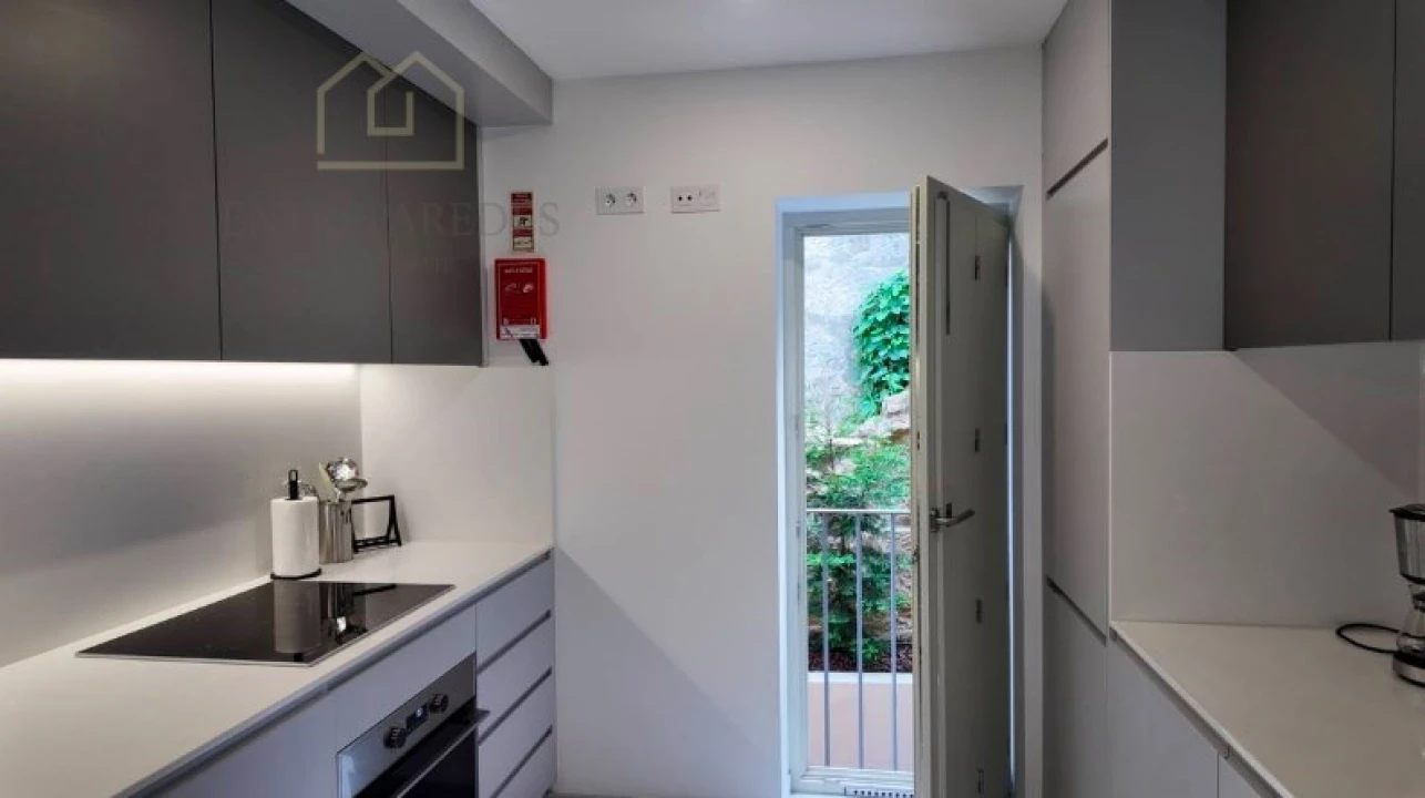 Apartamento T2 para Venda em Cedofeita, Santo Ildefonso, Sé, Miragaia, São Nicolau e Vitória Foto 18