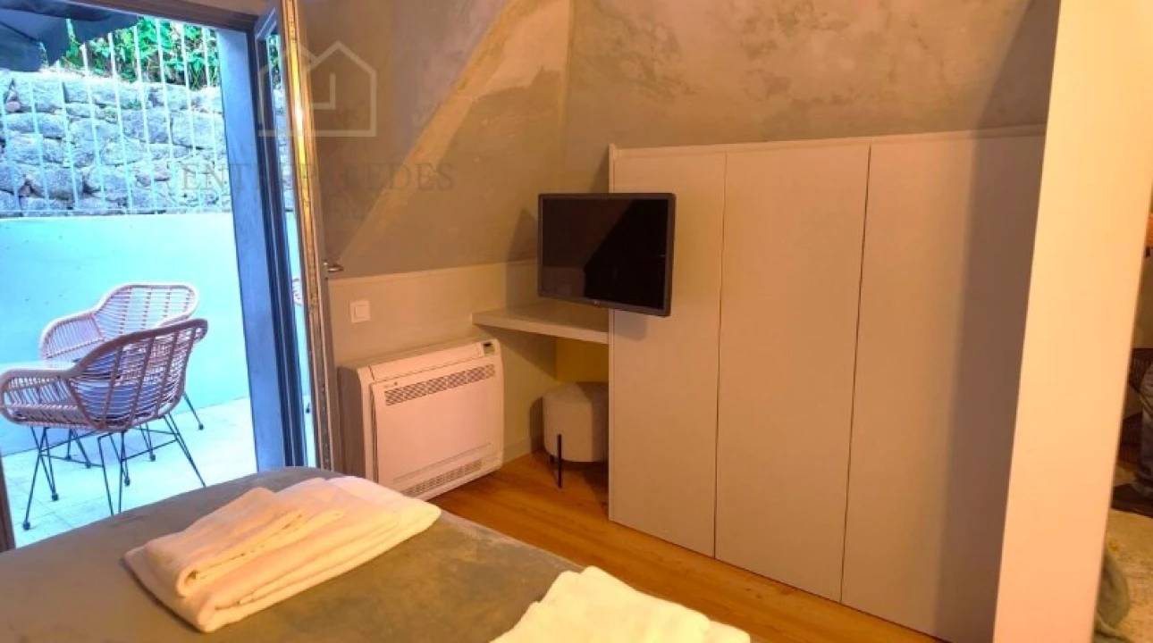 Apartamento T2 para Venda em Cedofeita, Santo Ildefonso, Sé, Miragaia, São Nicolau e Vitória Foto 22