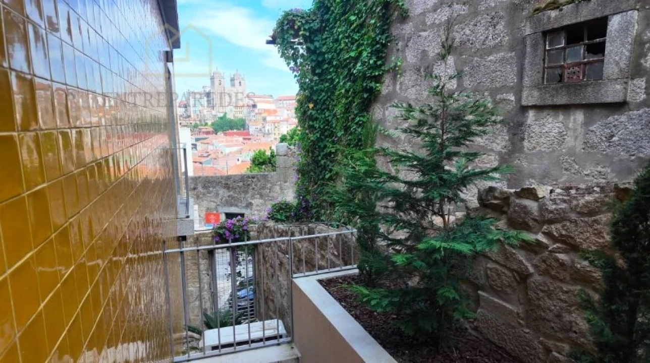 Apartamento T2 para Venda em Cedofeita, Santo Ildefonso, Sé, Miragaia, São Nicolau e Vitória Foto 28