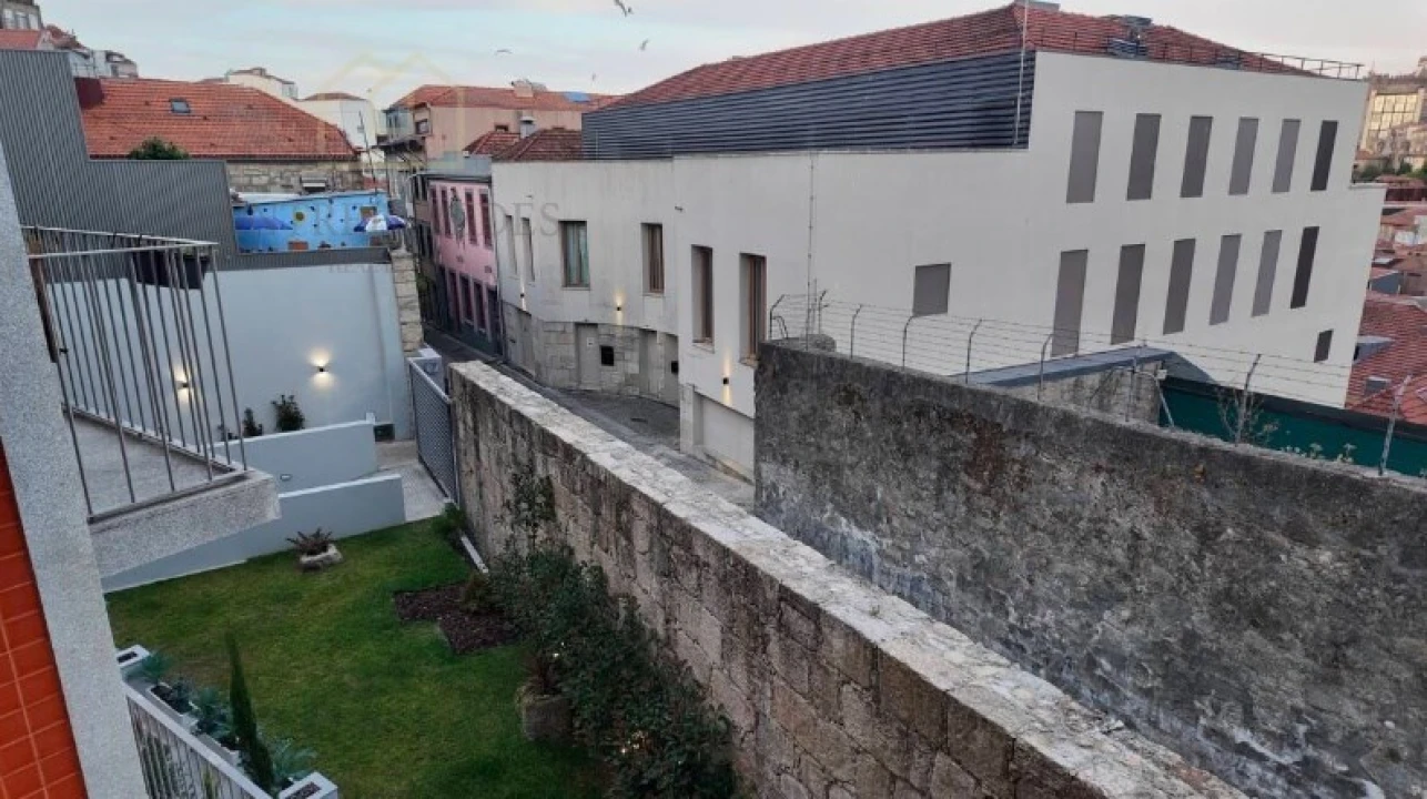 Apartamento T2 para Venda em Cedofeita, Santo Ildefonso, Sé, Miragaia, São Nicolau e Vitória Foto 35