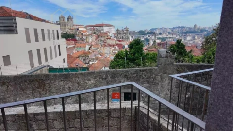 Apartamento T2 para Venda em Cedofeita, Santo Ildefonso, Sé, Miragaia, São Nicolau e Vitória