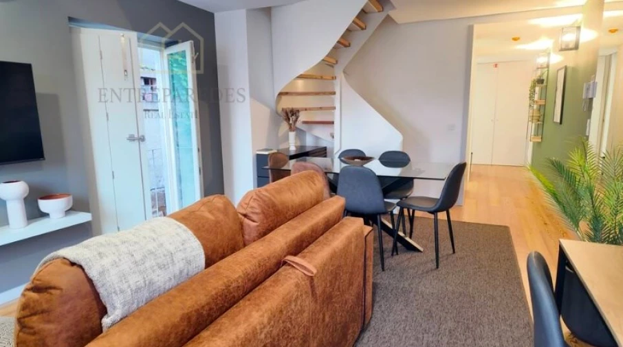 Apartamento T2 para Venda em Cedofeita, Santo Ildefonso, Sé, Miragaia, São Nicolau e Vitória Foto 31