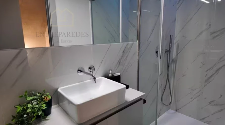 Apartamento T2 para Venda em Cedofeita, Santo Ildefonso, Sé, Miragaia, São Nicolau e Vitória Foto 32