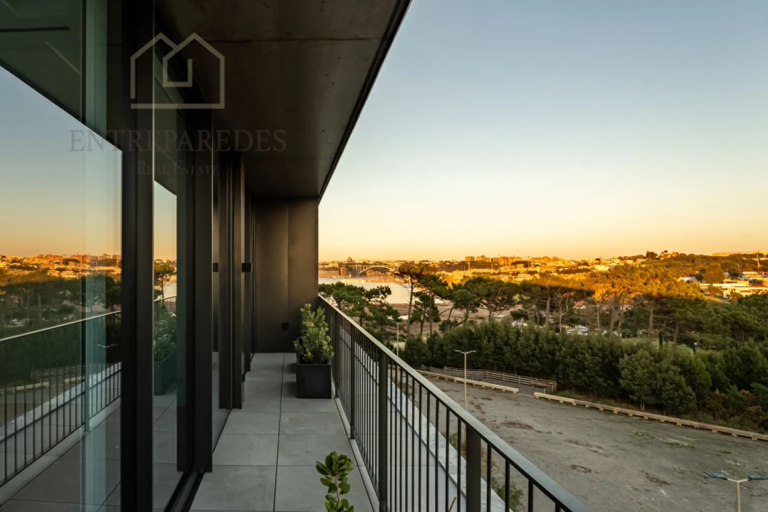 Apartamento T4 para Venda em Canidelo Foto 5