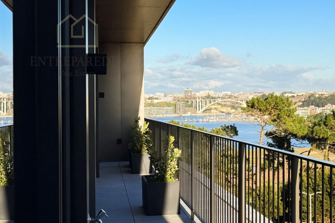 Apartamento T4 para Venda em Canidelo Foto 32