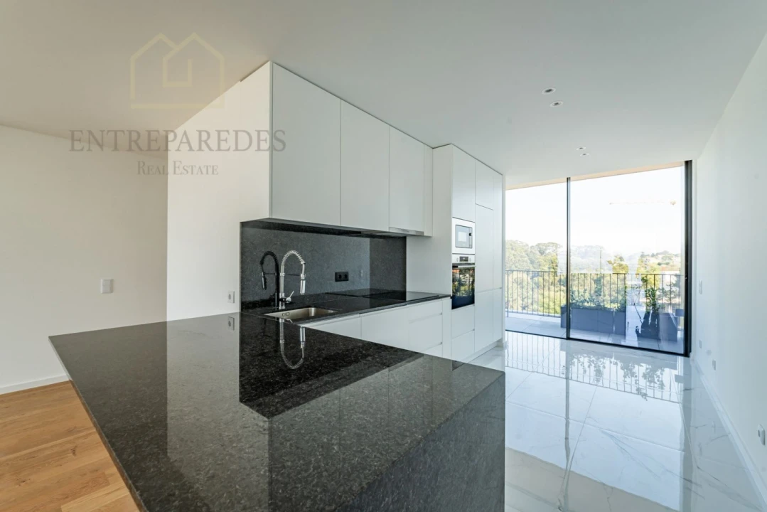 Apartamento T4 para Venda em Canidelo Foto 37