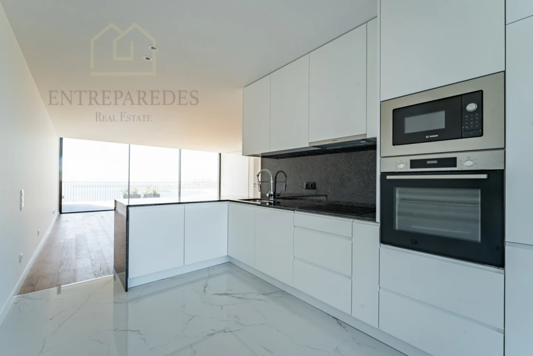 Apartamento T4 para Venda em Canidelo Foto 46
